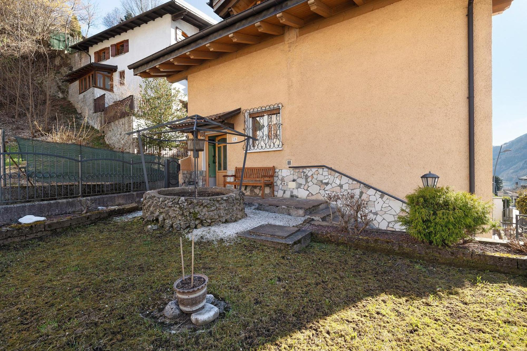 La Casa Delle Fate Apartment Roncone Екстериор снимка